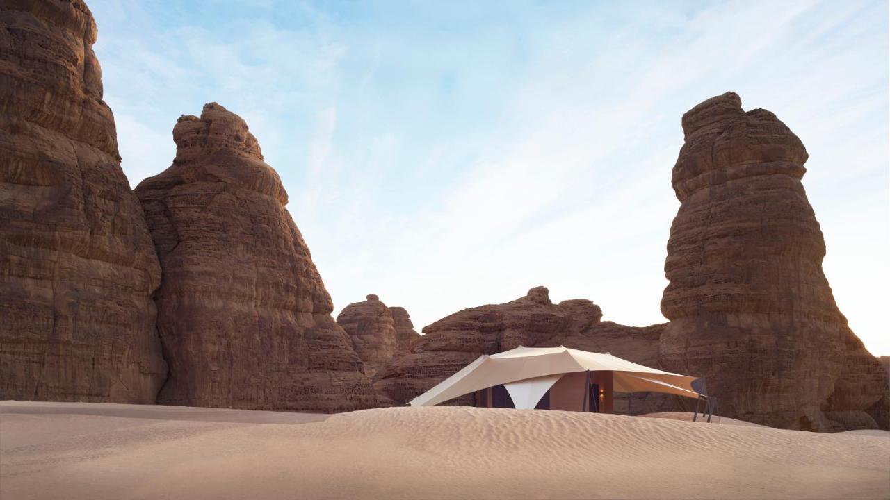Banyan Tree Alula 5*